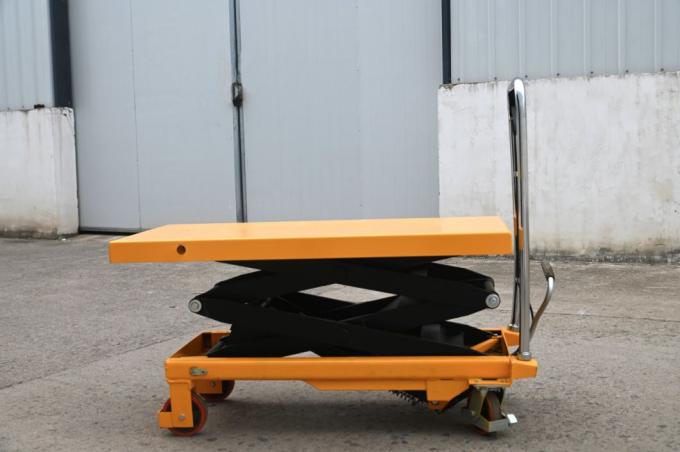 Einfach-Schere Hydraulische Tischheberplattform 500 kg Kapazität Mobiler hydraulischer Palettenhebertisch 2